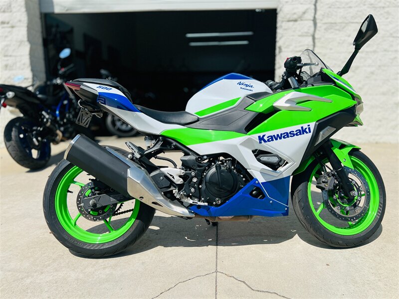 2024 Kawasaki Ninja 500 SE 40th Anniversary Edition  