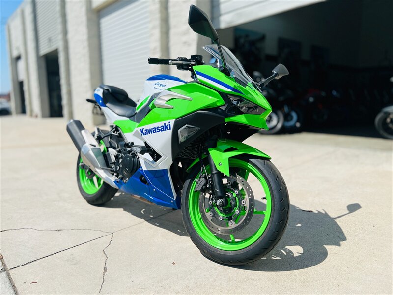 2024 Kawasaki Ninja 500 SE 40th Anniversary Edition  