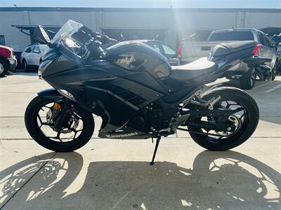2014 Kawasaki Ninja 300 ABS   - Photo 2 - Arcadia, CA 91006