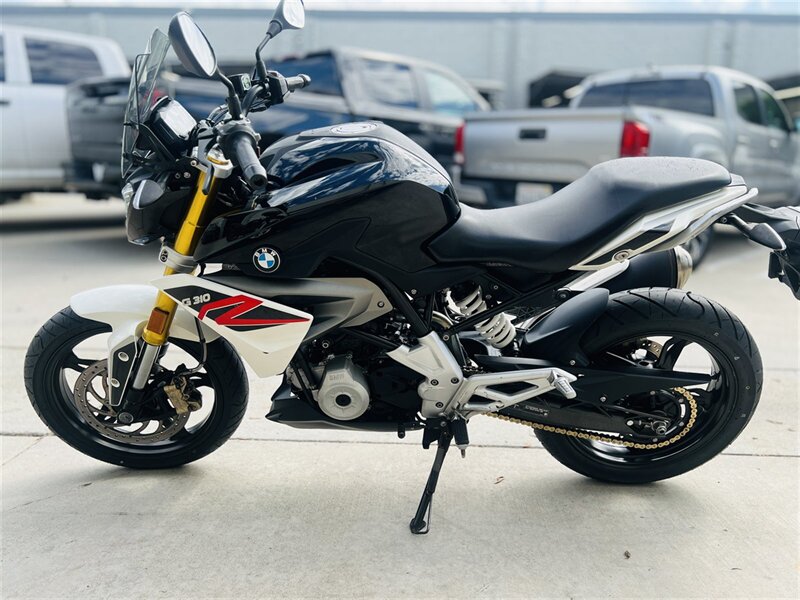 2019 BMW G 310R  