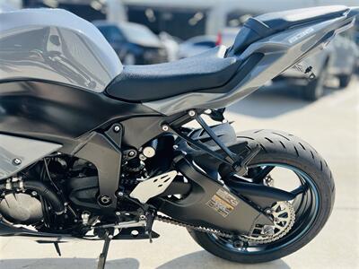 2019 Kawasaki Ninja ZX-6R 636   - Photo 8 - Arcadia, CA 91006