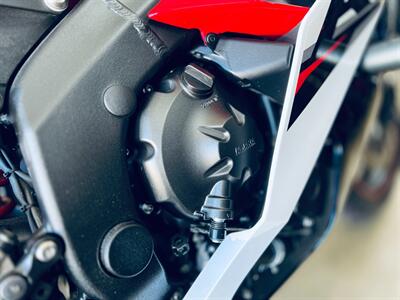 2014 Yamaha YZF-R6 - Photo 13 - Arcadia, CA 91006