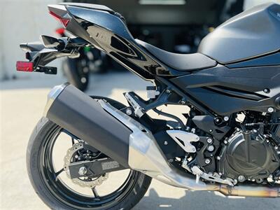 2023 Kawasaki Z400 ABS   - Photo 7 - Arcadia, CA 91006