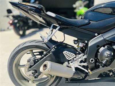 2008 Yamaha YZF-R6   - Photo 7 - Arcadia, CA 91006