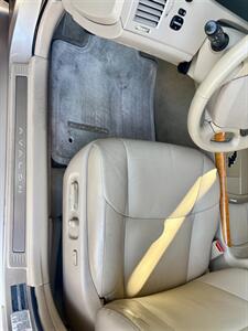 2006 Toyota Avalon XLS   - Photo 17 - Palm Desert, CA 92211