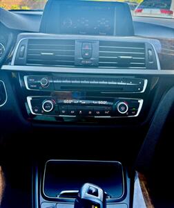 2016 BMW 3 Series 320i   - Photo 17 - Palm Desert, CA 92211