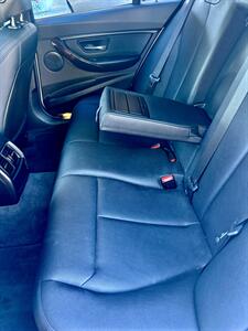 2016 BMW 3 Series 320i   - Photo 13 - Palm Desert, CA 92211