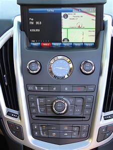 2011 Cadillac SRX Luxury Collection   - Photo 18 - Palm Desert, CA 92211