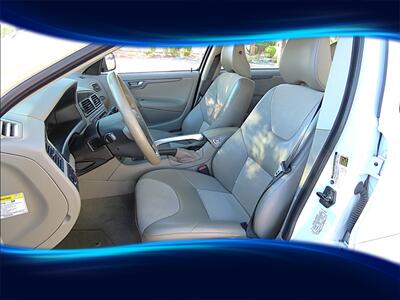 2005 Volvo XC70 AWD   - Photo 10 - Palm Desert, CA 92211