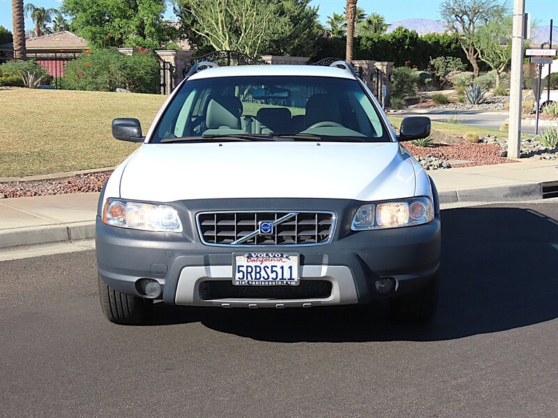 2005 Volvo XC70 AWD  