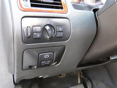 2012 Volvo XC70 3.2   - Photo 13 - Palm Desert, CA 92211