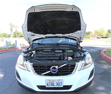 2012 Volvo XC60 3.2   - Photo 33 - Palm Desert, CA 92211