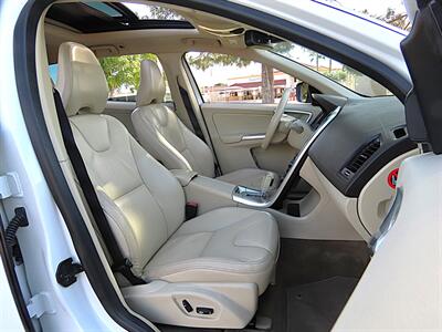 2012 Volvo XC60 3.2   - Photo 21 - Palm Desert, CA 92211