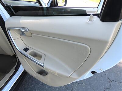 2012 Volvo XC60 3.2   - Photo 27 - Palm Desert, CA 92211