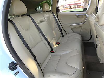 2012 Volvo XC60 3.2   - Photo 22 - Palm Desert, CA 92211