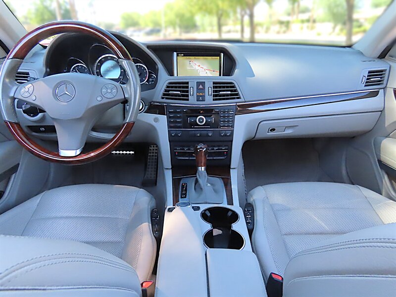2010 Mercedes-Benz E 350 photo 12 of 37