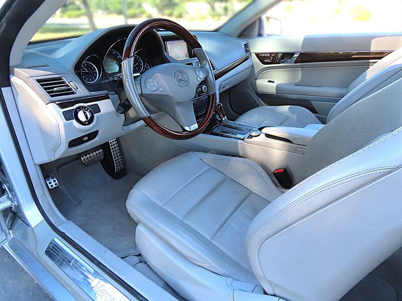 2010 Mercedes-Benz E 350 photo 11 of 37