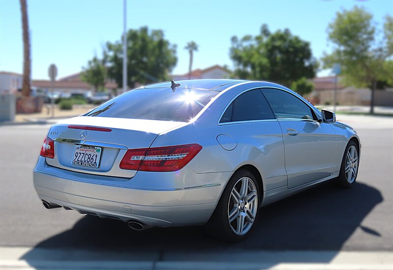 2010 Mercedes-Benz E 350 photo 6 of 37