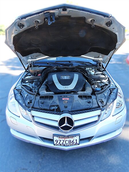 2010 Mercedes-Benz E 350 photo 33 of 37