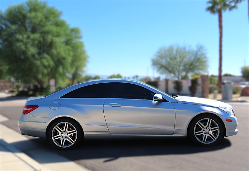 2010 Mercedes-Benz E 350 photo 7 of 37