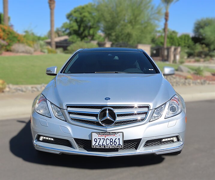 2010 Mercedes-Benz E 350 photo 2 of 37