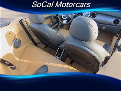 2005 MINI Cooper Convertible   - Photo 30 - Palm Desert, CA 92211