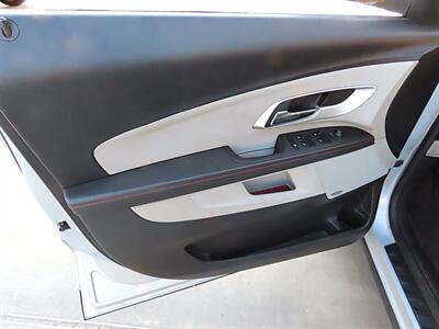 2011 Chevrolet Equinox LTZ   - Photo 28 - Palm Desert, CA 92211