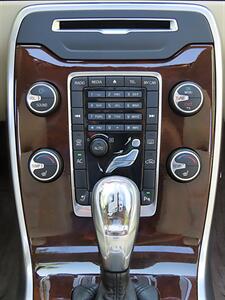 2013 Volvo XC70 3.2 - Photo 15 - Palm Desert, CA 92211