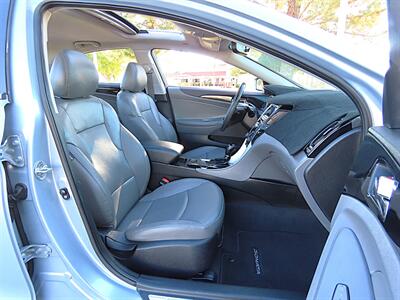 2011 Hyundai SONATA Limited   - Photo 20 - Palm Desert, CA 92211