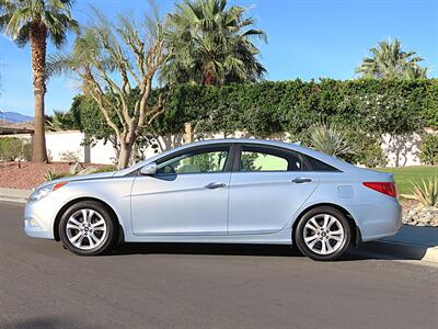 2011 Hyundai SONATA Limited   - Photo 8 - Palm Desert, CA 92211