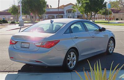 2011 Hyundai SONATA Limited   - Photo 6 - Palm Desert, CA 92211