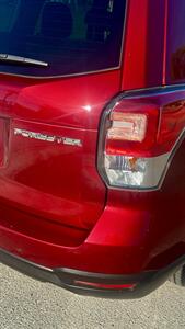 2018 Subaru Forester 2.5i Premium   - Photo 14 - Palm Desert, CA 92211