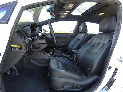 2016 Kia Forte5 SX   - Photo 9 - Palm Desert, CA 92211
