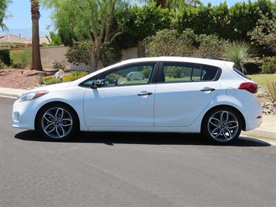 2016 Kia Forte5 SX   - Photo 8 - Palm Desert, CA 92211
