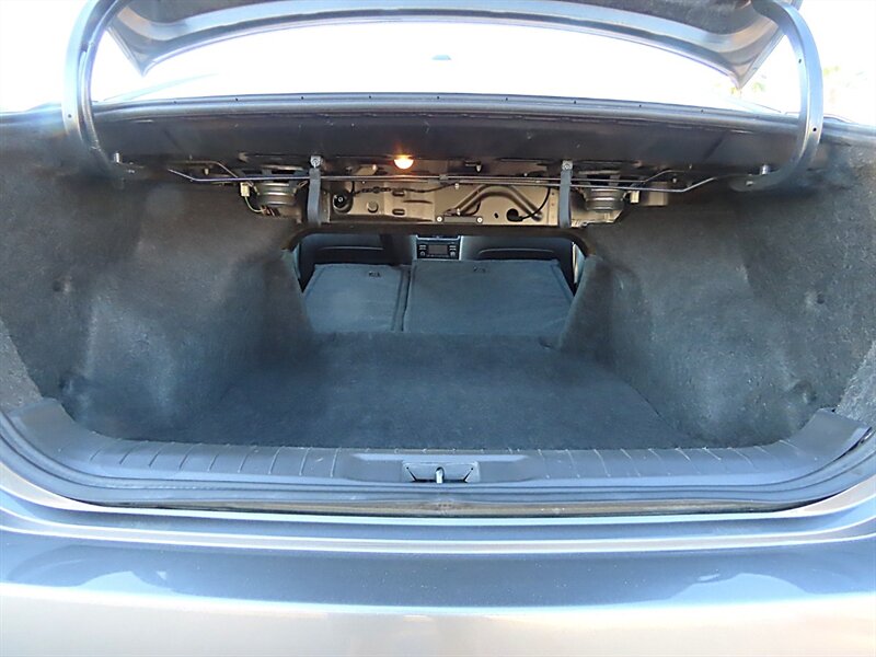 2015 Nissan Altima 2.5 S photo 27 of 37