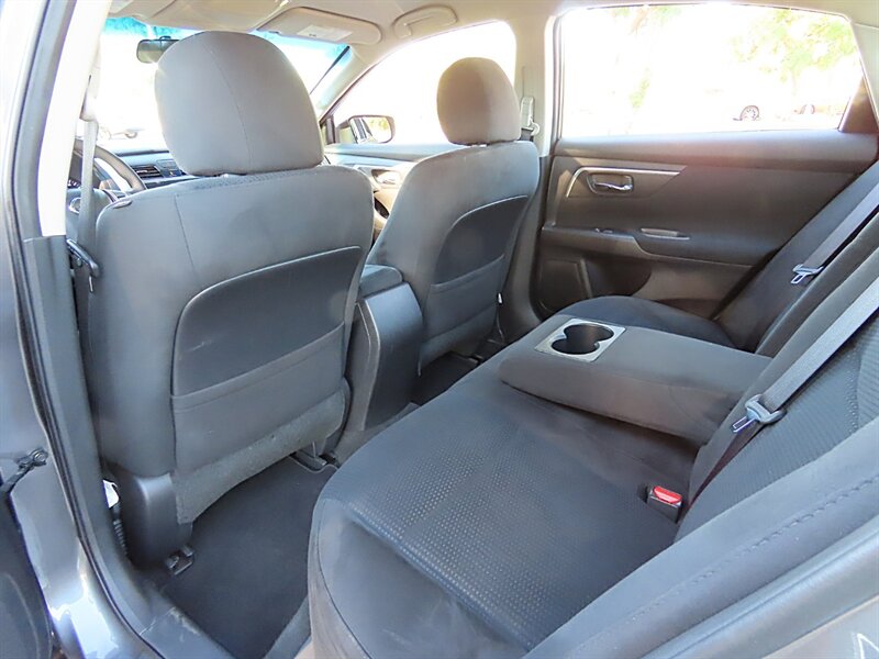 2015 Nissan Altima 2.5 S photo 25 of 37