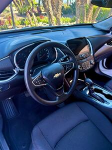 2024 Chevrolet Malibu LT   - Photo 17 - Palm Desert, CA 92211