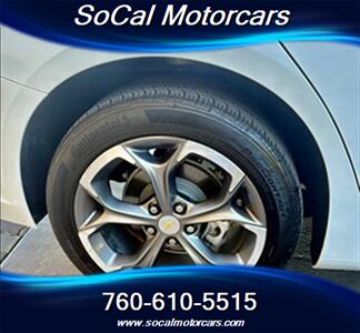 2024 Chevrolet Malibu LT   - Photo 3 - Palm Desert, CA 92211
