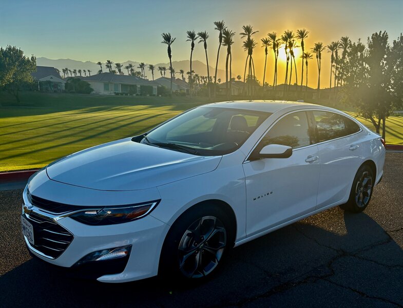 2024 Chevrolet Malibu LT - Photo 1 - Palm Desert, CA 92211