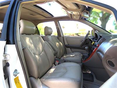 2001 Lexus RX 300 - Photo 19 - Palm Desert, CA 92211