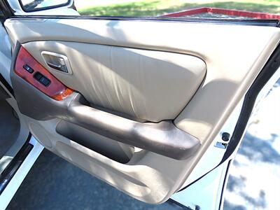 2001 Lexus RX 300 - Photo 26 - Palm Desert, CA 92211