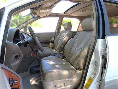2001 Lexus RX 300 - Photo 9 - Palm Desert, CA 92211