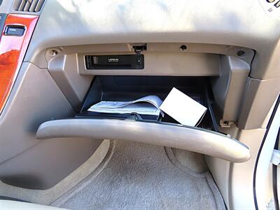 2001 Lexus RX 300 - Photo 17 - Palm Desert, CA 92211