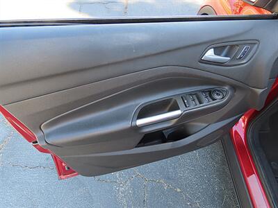 2014 Ford Escape SE - Photo 30 - Palm Desert, CA 92211