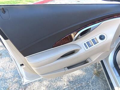 2010 Buick LaCrosse CXL   - Photo 27 - Palm Desert, CA 92211