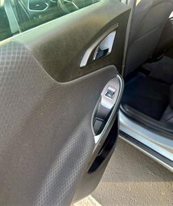 2023 Chevrolet Malibu LT - Photo 21 - Palm Desert, CA 92211