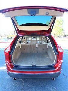 2013 Volvo XC60 T6   - Photo 33 - Palm Desert, CA 92211