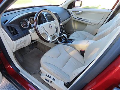 2013 Volvo XC60 T6   - Photo 10 - Palm Desert, CA 92211