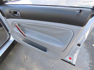 2001 Volkswagen Passat GLX V6   - Photo 26 - Palm Desert, CA 92211