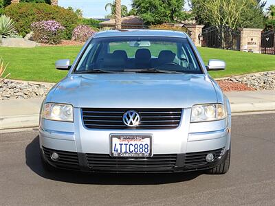 2001 Volkswagen Passat GLX V6   - Photo 2 - Palm Desert, CA 92211